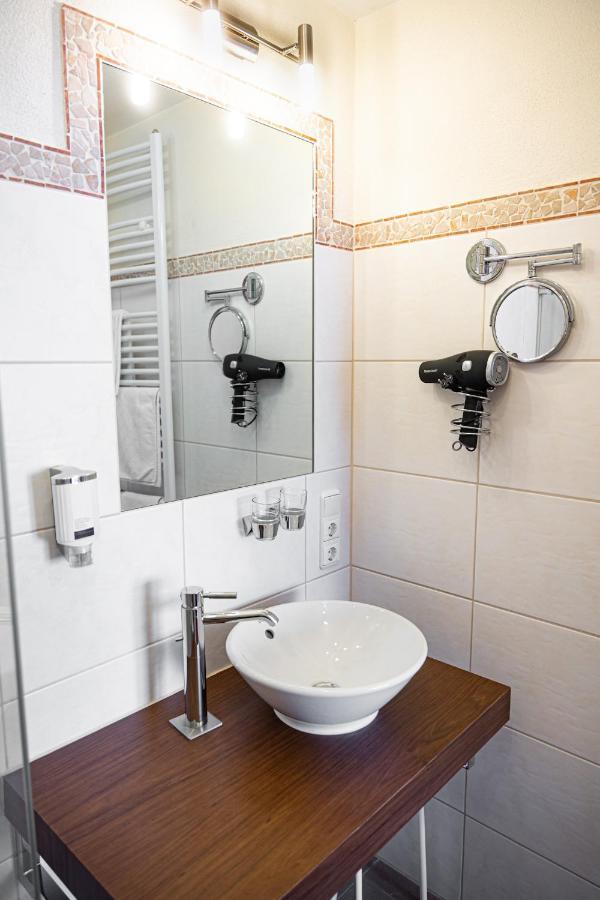 Hotel Gasthof Kaesser Ansbach Dış mekan fotoğraf