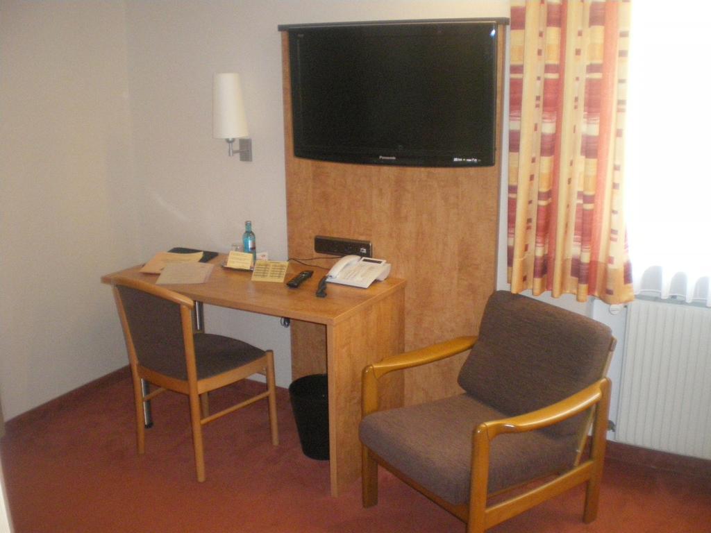 Hotel Gasthof Kaesser Ansbach Dış mekan fotoğraf